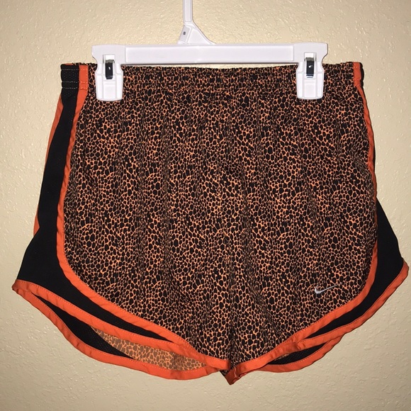 Nike Dry Fit Shorts - Picture 1 of 4